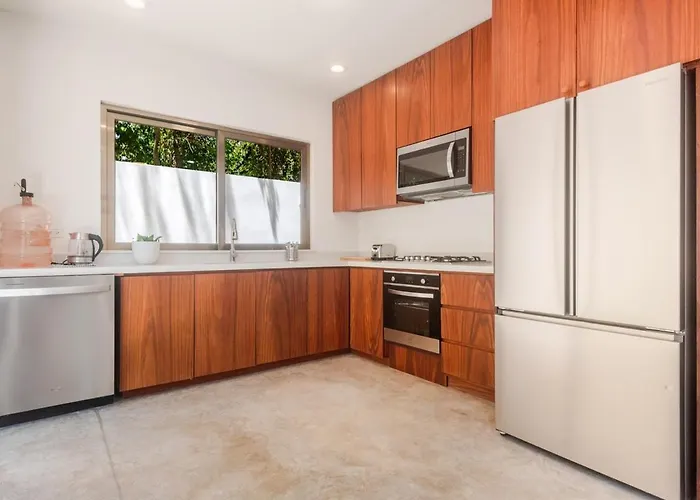 Explore Modern - Gated - Peaceful - Pool Pousada